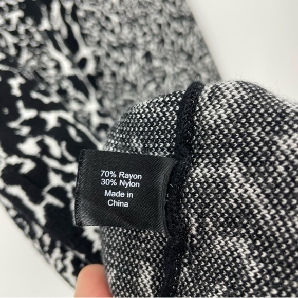 Lane Bryant Animal Print Sweater Skirt Womens Plus 18/20 Black/White Winter - Picture 6 of 9